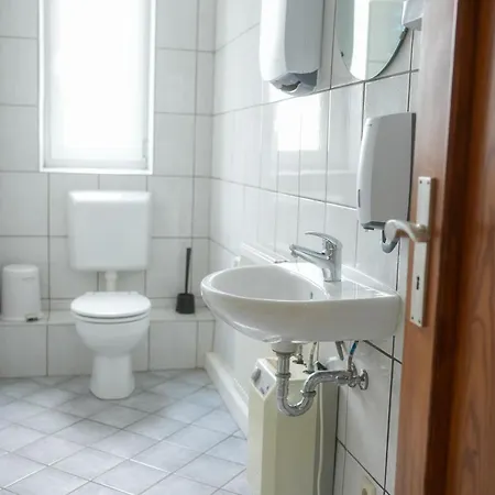 アパート Naehe Stadtzentrum コブレンツ